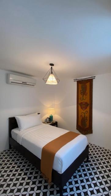 Fides Boutique Hotel Luang Prabang Luaran gambar